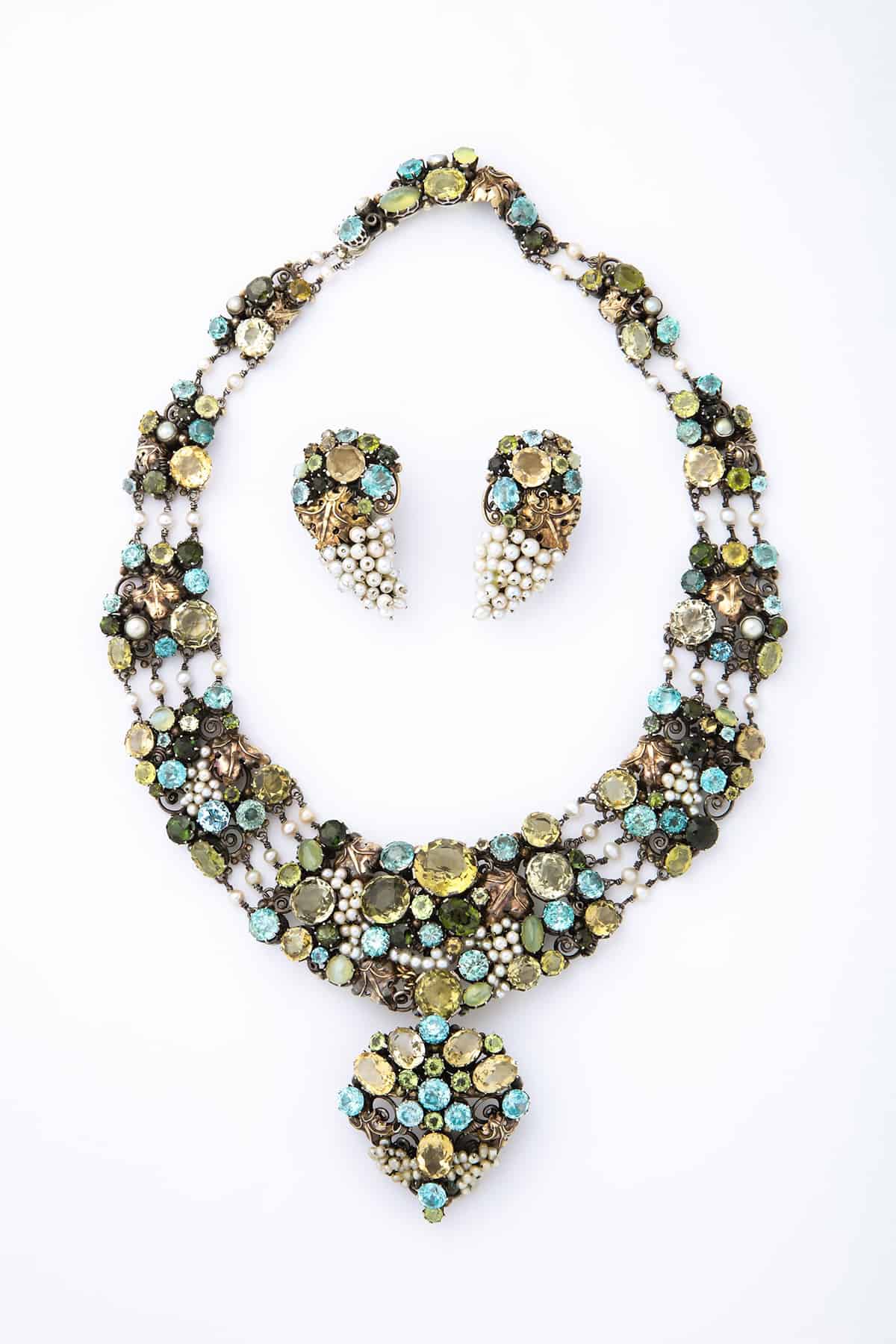 Necklace and earrings by Dorrie Nossiter 1930 at A La Vielle Russie