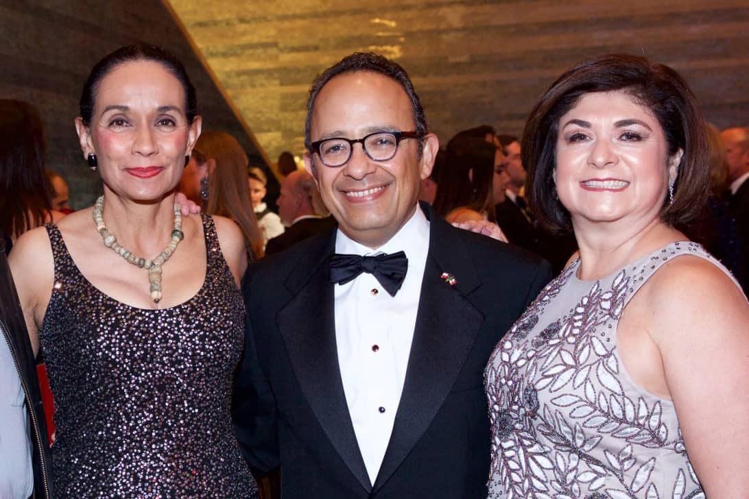 Sylvia Orozco, Carlos González Gutiérrez and Alina Flores
