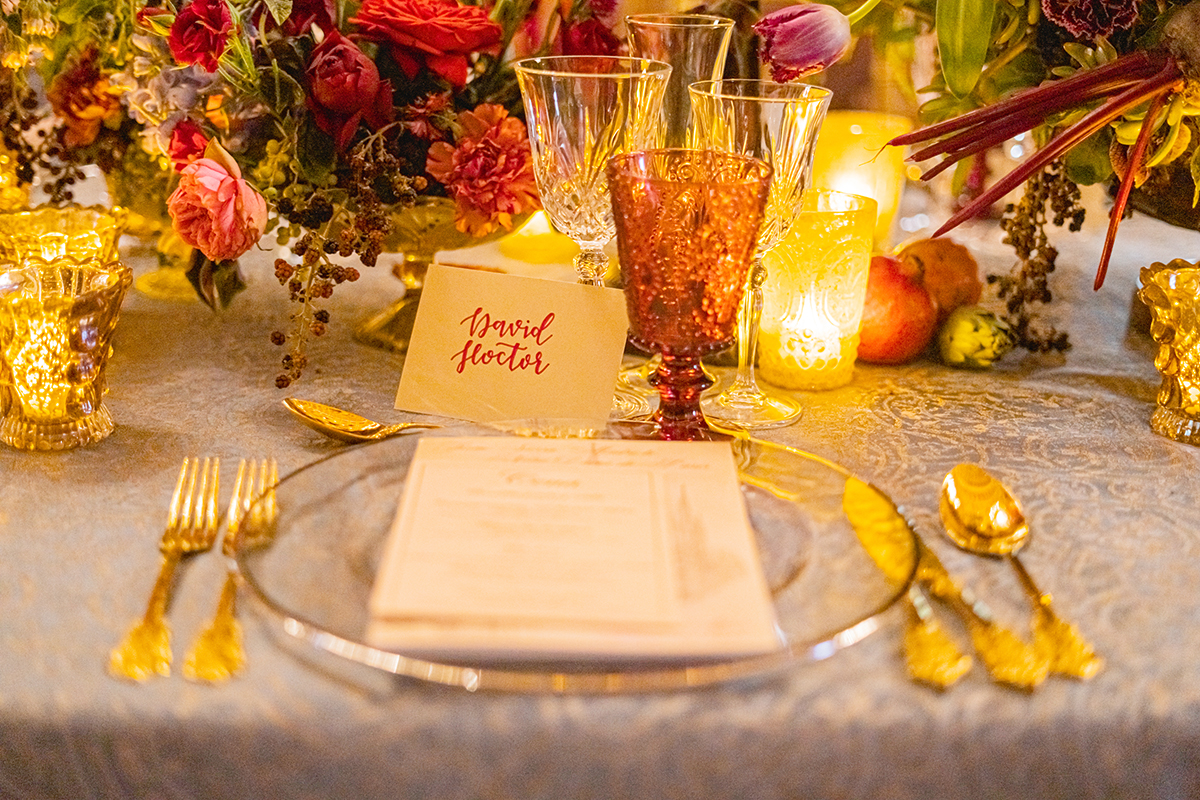 Table setting PLACE IN MIDDLE OF ROW