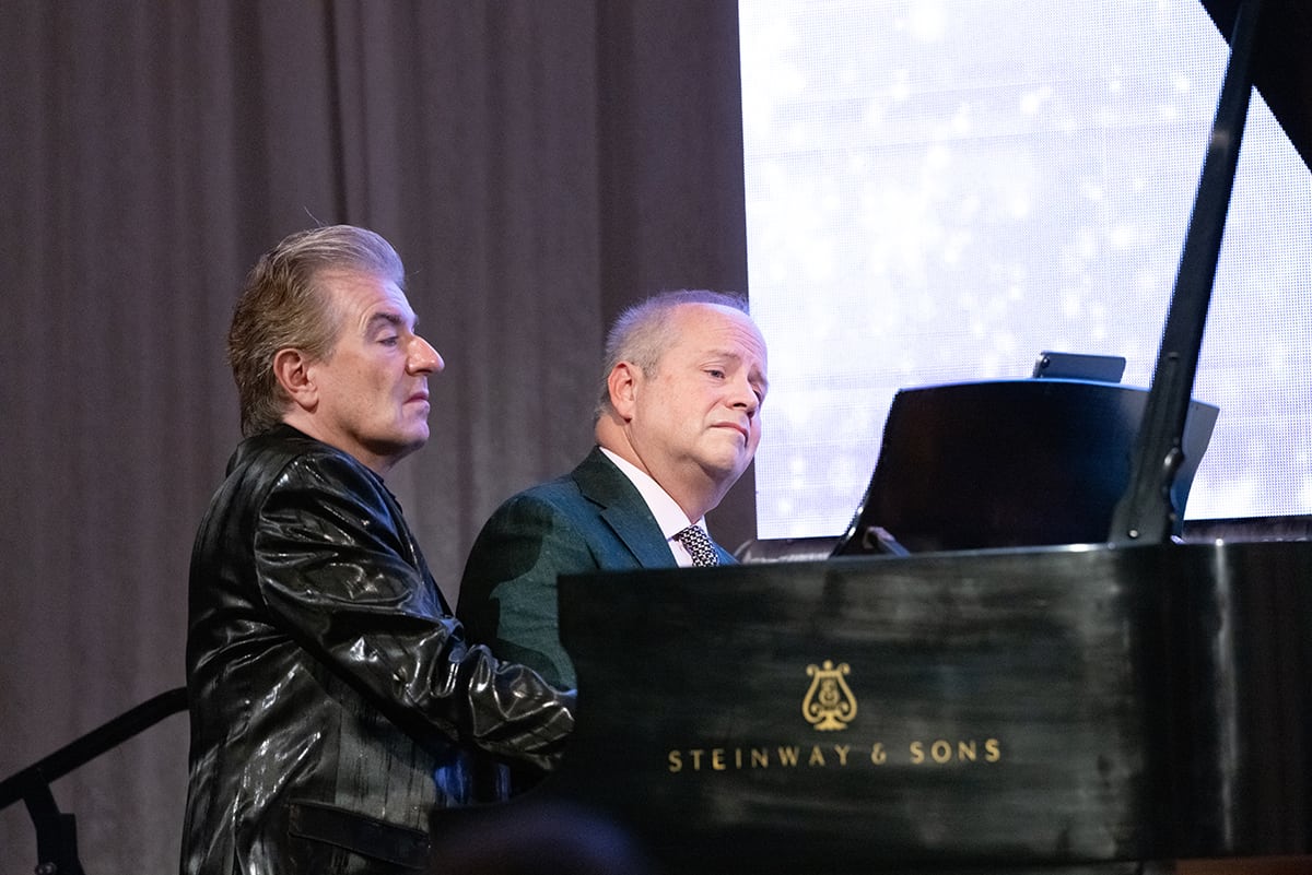Jean-Yves Thibaudet and Patrick Summers perform